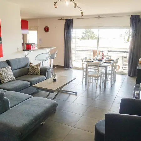 Apartment Les Terrasses Di Fiori By Interhome