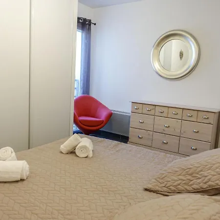 Apartment Les Terrasses Di Fiori By Interhome